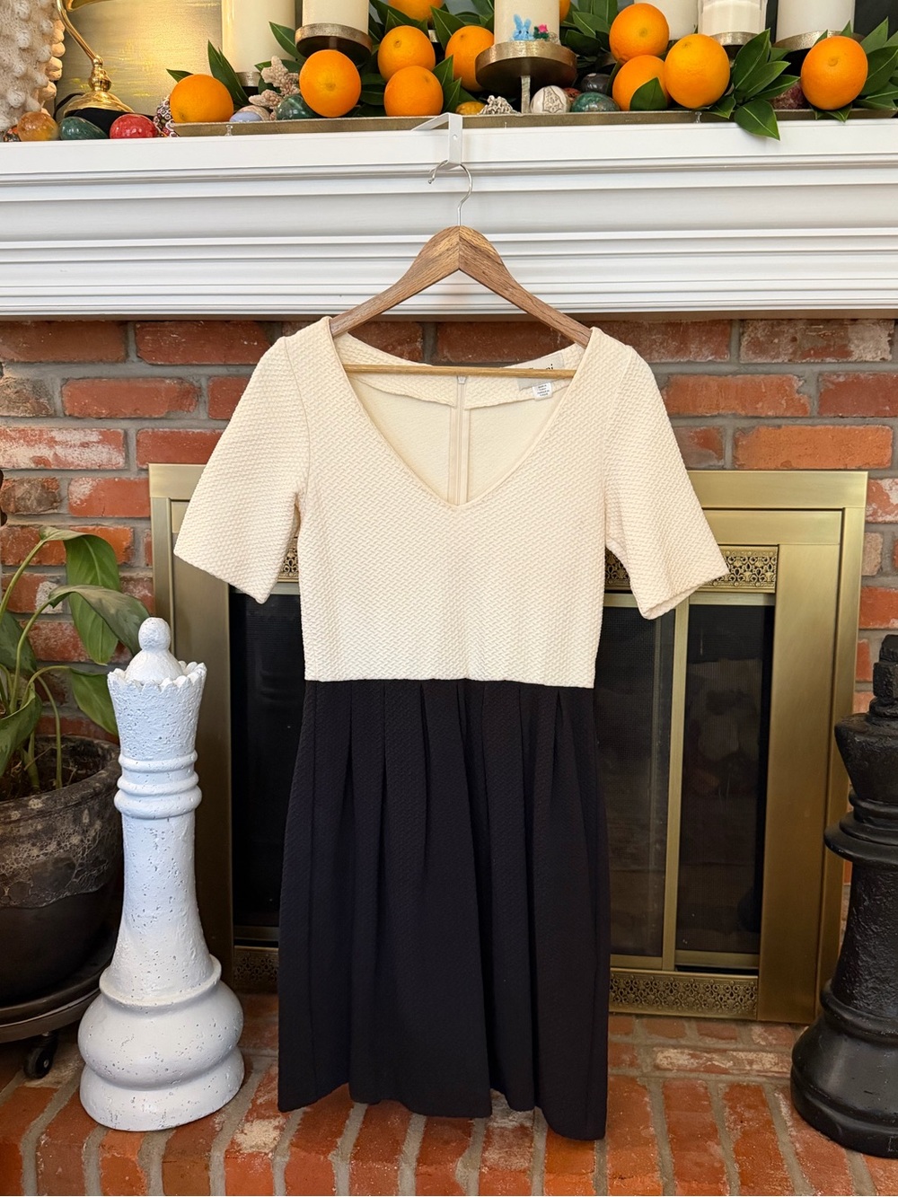 Black & Cream Fit and Flare Dress | Textured V-Neck Dress | Women’s M